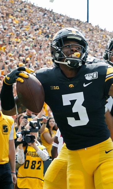 Stanley, Iowa shift passing attack from tight ends to WRs